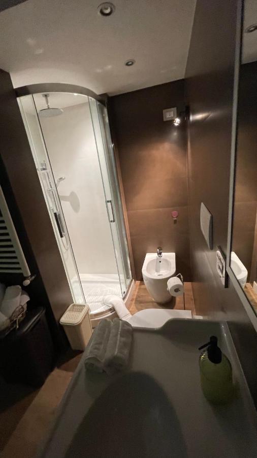 Frank Host Roma Lux , Metro A A 50 M, Simple Check-In Con Codice A Qualsiasi Orario Διαμέρισμα Εξωτερικό φωτογραφία